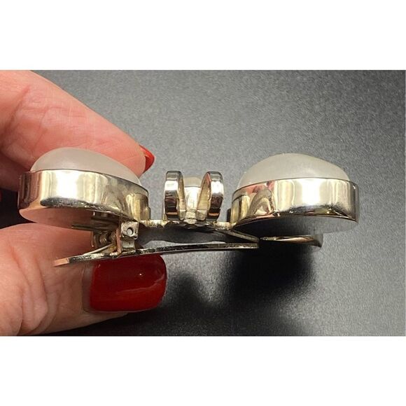 Rebecca Collins Butterfly Scarf Clip w Loop for Pendant milky white silver tone - Picture 3 of 8